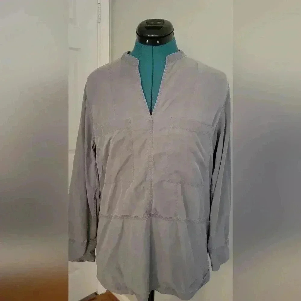 Gap Size Small Tencel Grey Tunic Top - Picture 2 of 5